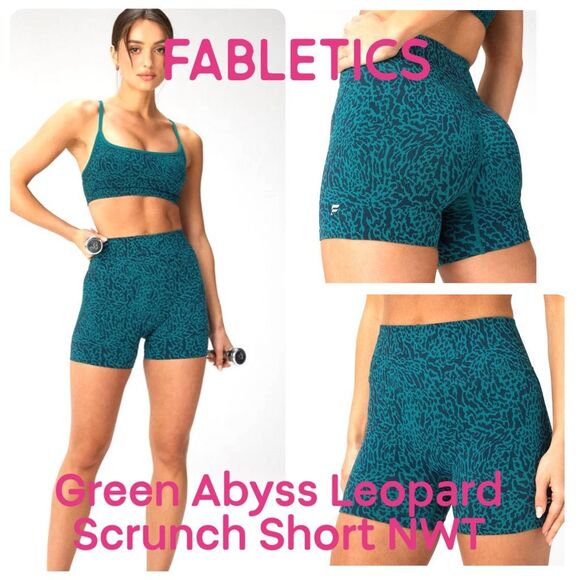 Fabletics Scrunch Shorts 4” Green Abyss Leopard NWT Size L - Picture 1 of 8